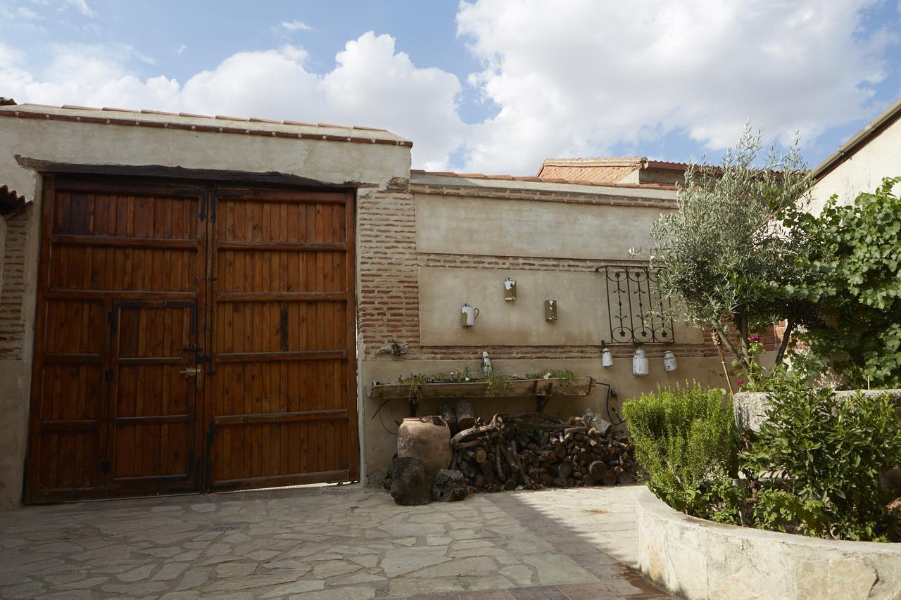 Casa Rural La Casa De Las Manuelas Horcajo de las Torres Dış mekan fotoğraf